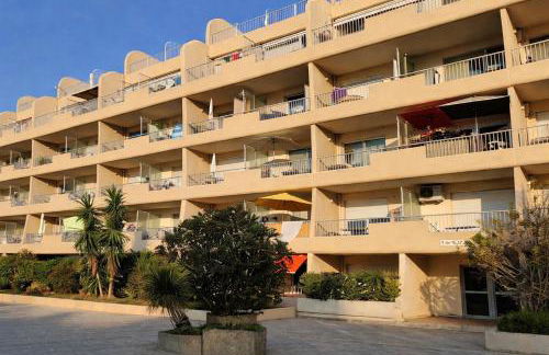 Joli studio climatisé au Port de Hyères - Proche Plages et Commerces - Linge de maison fourni - Foto 16