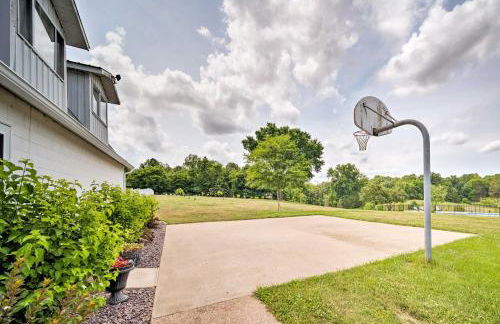 Updated Berger Cottage with Pool, on a Private Farm! - Foto 24