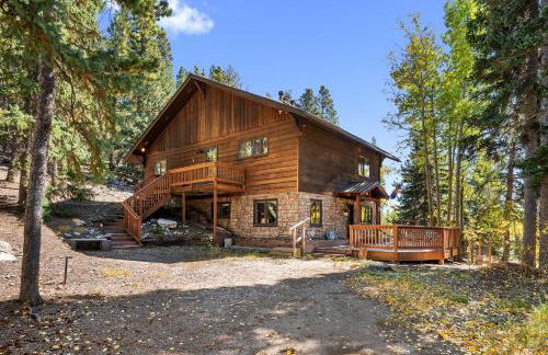 Nestled Inn Vacation Home Rental Evergreen - Trails, Views, Hot Tub, Skiing! - Foto 30