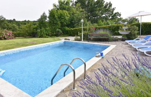 Villa with private pool and garden retreat - Foto 48