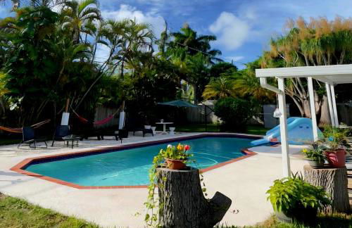 Heated Pool Private Duplex House, BBQ, Parking, WiFi - Foto 4