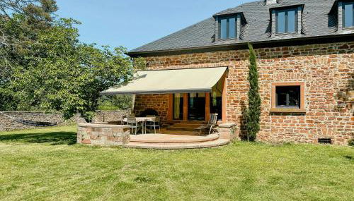 Renovated Farmhouse Half In The Trierer Heide - Foto 1