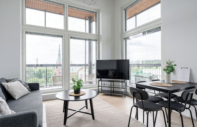 3BR Modern Loft Penthouse with Sauna & Parking - Foto 9