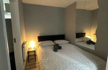 Central London - ground floor 2 bedrooms apartment - Foto 1