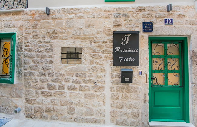 Residence Teatro - Near Cathedral of St James - Foto 1