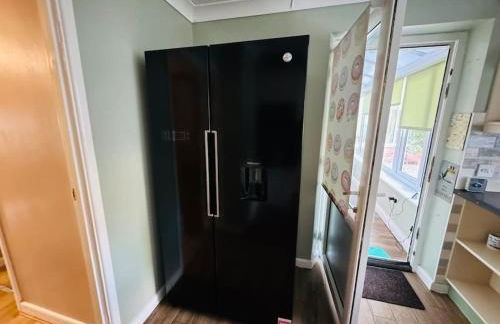 Contractors families free parking Ramsey Road - Foto 3