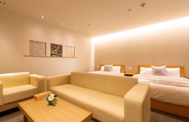 GRAND BASE Hiroshima Peace Memorial Park - Foto 16