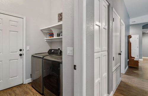 Beautiful Desert Oasis Villa with Pool - Foto 36