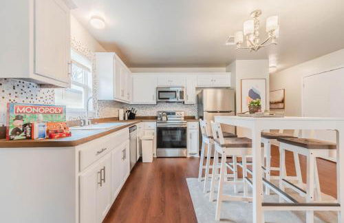 3Bedroom 2Bathroom close to historic downtown fast wifi - Foto 1