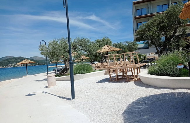 Coastal Apartment - Sleeps 6, Balcony & Parking - Foto 36