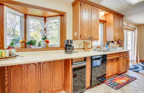 Spacious Cottage Grove Haven Near Downtown St Paul - Photo 8