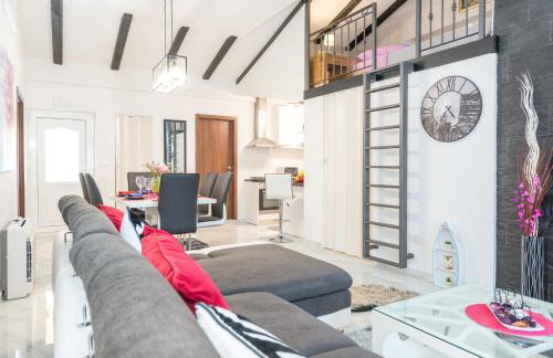 Tranquility and Nature in 4 Bedroom with Sea View - Foto 6