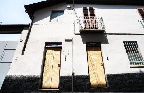 Margot Family - Photo 31