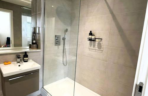 Sophisticated 2 Bedroom apartment in Solihull NEC - Foto 18