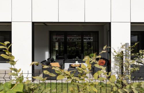 Solidarność Three Bedrooms & Garden Apartment - Foto 31