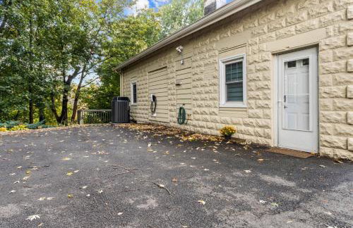 New England Nest - Modern 2BR Home with EV Charger - Foto 38