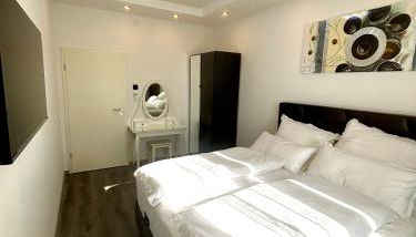 Renovierte und klimatisierte 70qm City-Wohnung mit Balkon - Foto 4, wardrobe