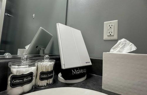 West Loop - City Views With In & Out Parking 2 - Photo 63