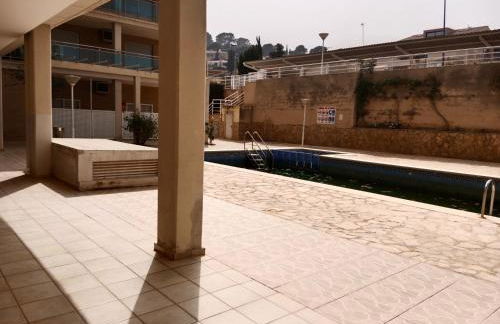 Piso con piscina y parking - Photo 26