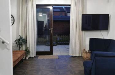 Riverside Cockatoo's Cottage Charming 3 Bed Retreat for up to 10 Guests - Foto 5