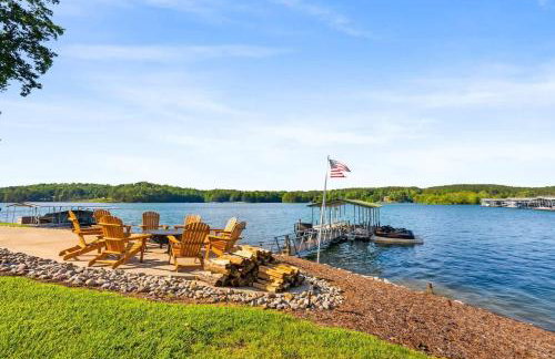 DockTales - Panoramic Views & Private Dock - Foto 7