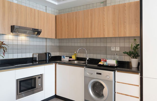 Citadines Metro Central Dubai - Photo 40