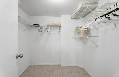 Ocean Front 2-bed, 2-bath 6th-floor comfy and inviting condo unit on Hutchinson Island - Photo 11