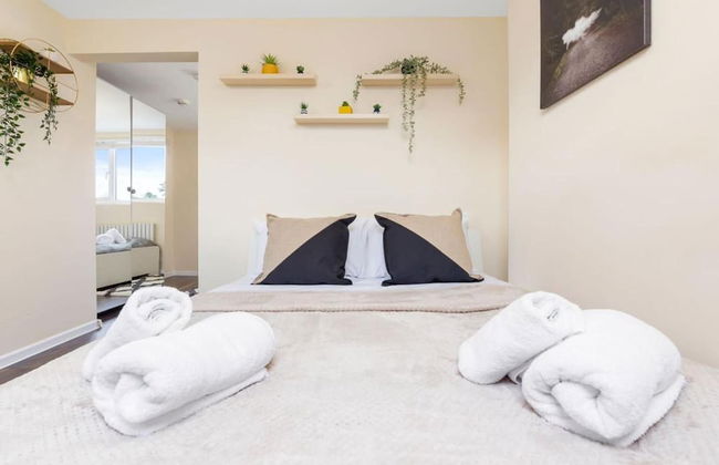 Remarkable 2 Double Bed Ensuite Room Isleworth TW7 - Foto 14