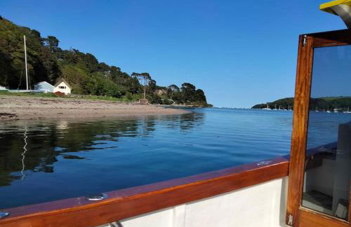 Modern cosy apartment walking distance to many cove beaches and coast path walks as well as the famous Helford river - Foto 32