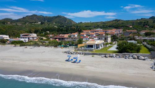 VILLA EOLIA Sicily beachfront apartments - Foto 3
