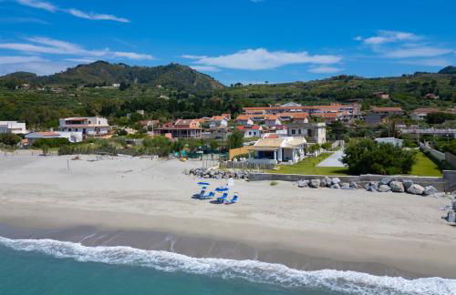 VILLA EOLIA Sicily beachfront apartments - Foto 6