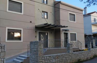 Simple, Calm and Luxurious - Photo 37