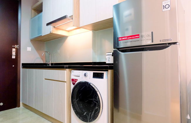 Elegant Studio Menteng Park Apartment - Foto 13