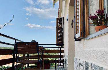 The Village View Apartment - Photo 15