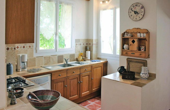 Holiday Home in Revest With Garden - Foto 8