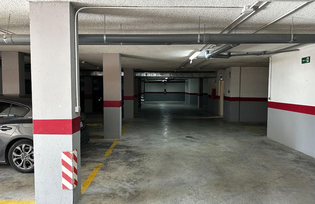 Apartment Sleeps 6 With Private Garden - Photo 33