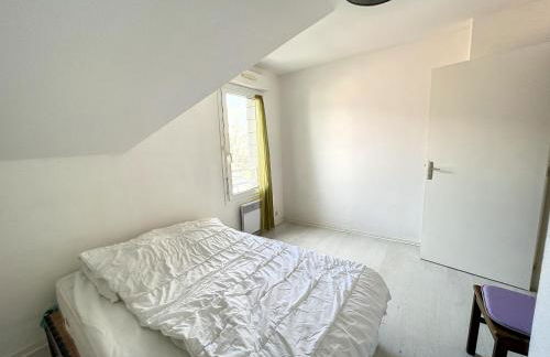 Charmante maison à 150m de la plage, 2 chambres, jardinet, proche Jullouville et St Pair-sur-Mer - FR-1-361-33 - Photo 18