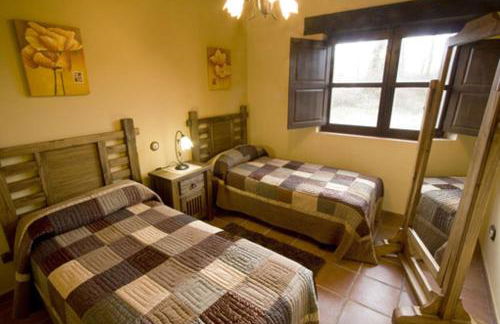 Casas Herrenales de Ulaca - Photo 19