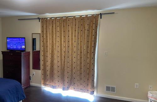 Peculiar N 5th street - Photo 8