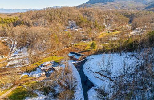 Swimming in the Smokies by American Patriot Getaways - Foto 62