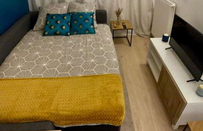 Studio neuf tout équipé - Calme - Proche centre ville - Parking gratuit - Foto 6