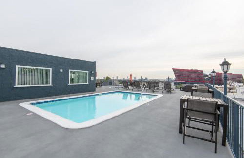 Skyline Terrace Executive Jr One Bedroom with Balcony and Pool - Foto 21