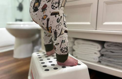 Family A-Frame, HotTub, FirePit, ClimbingWall, EVCharger, & More - Photo 50