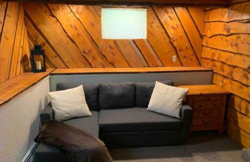 The Treehouse at 11 Gables - Center of Ludlow Village near Shopping and Restaurants - Foto 14