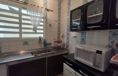Casa Inteira 100 metros da Praia Localização Perfeita - Foto 18