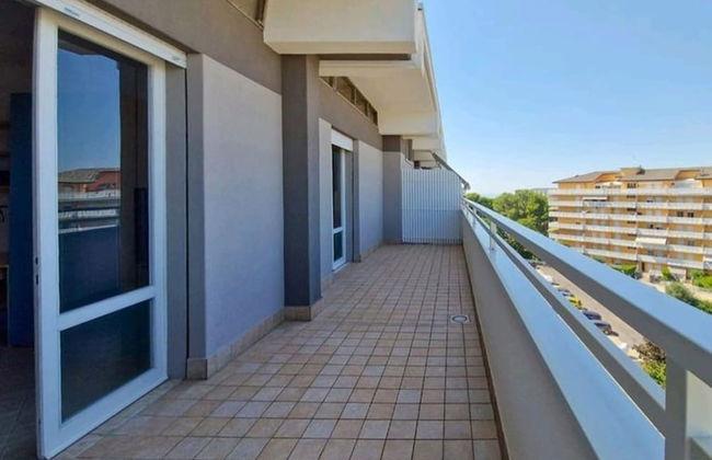 Stunning View From our Modern Flat - Foto 16