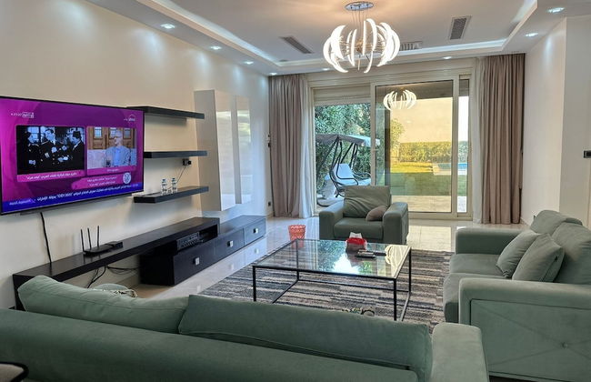 New Giza villa with private pool - Foto 22