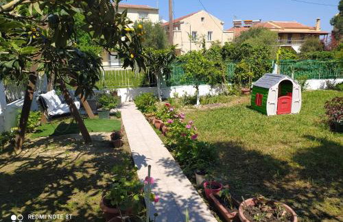 Elenas Garden - Foto 25