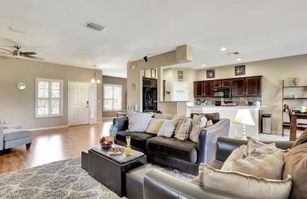 Valrico's Hidden Gem A Stunning 3-Bedroom Oasis Awaits! - Foto 10