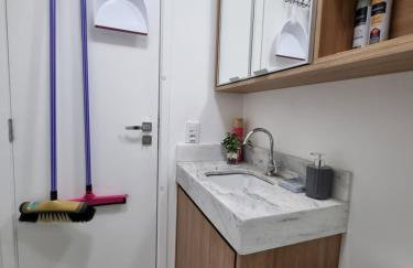 Flat luxo, mobiliado c/ ar, wi-fi, pisc. e academia - Foto 18